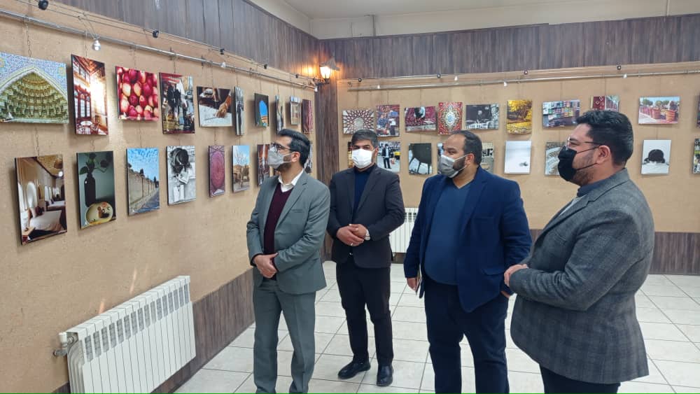 رسالت هنر، زدودن غبار زندگی روزمره از روح ما است